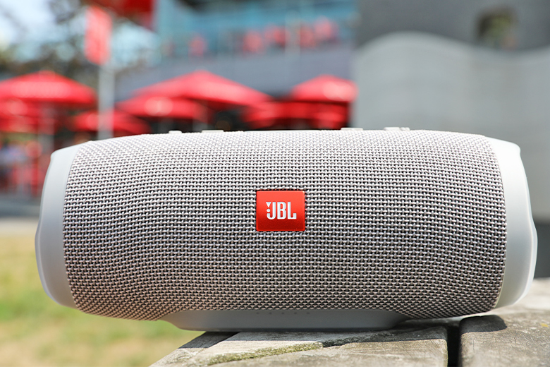 The JBL Charge 3 is portable, lightweight, and perfect for on-the-go listening | The Master Switch