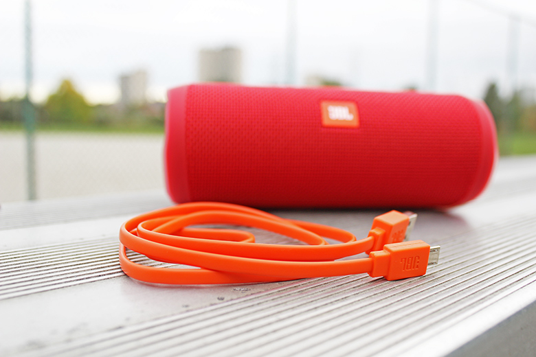 The JBL Flip 4 comes with a micro-USB charging cable | The Master Switch