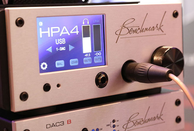 Benchmark HPA4 headphone amp | The Master Switch