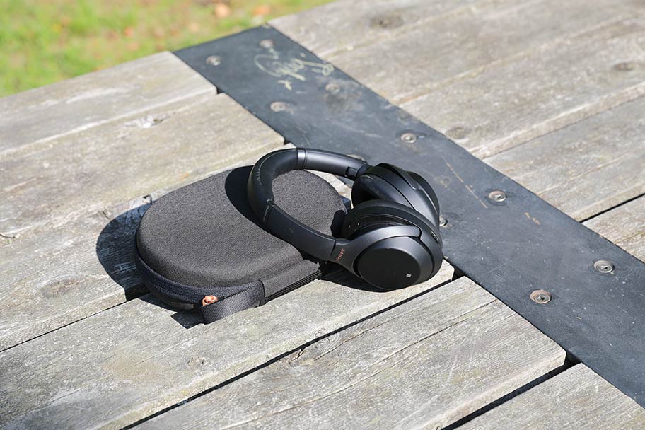Sony WH-1000XM4 wireless headphones | The Master Switch