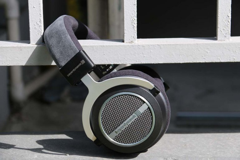 The Beyerdynamic Amiron Homes are much, much, much better than the Aventhos  | The Master Switch