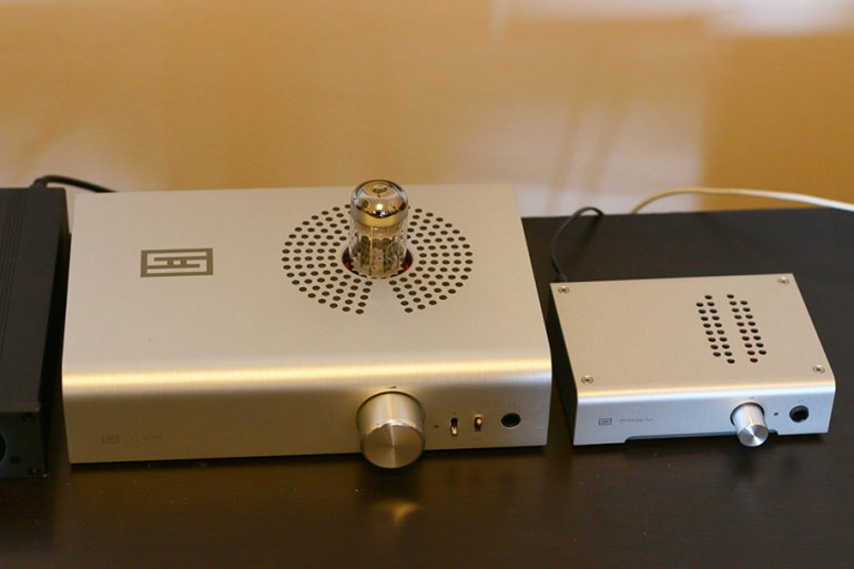 The Lyr 3 with the smaller Magni 3, both from Schiit | The Master Switch
