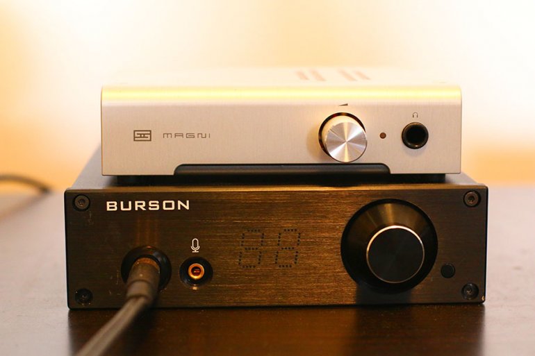 The Schiit Magni 3 is probably the only headphone amp that offers more value than the PLAY