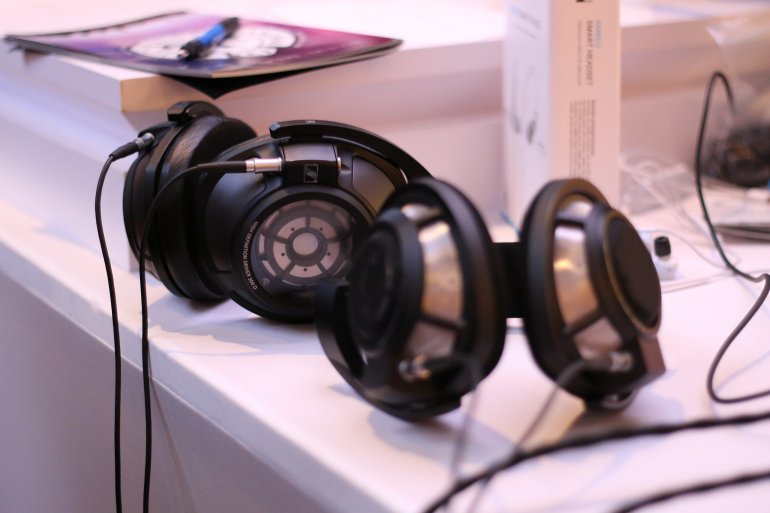 The Sennheiser HD800 with the upcoming upgrade, the HD820 | The Master Switch