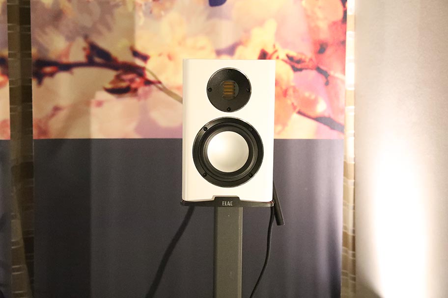 ELAC Carina Bookshelf Speakers | The Master Switch