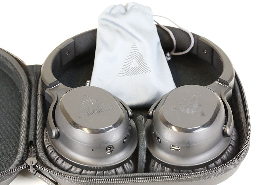 Audeara A-01 wireless headphones accessories | The Master Switch