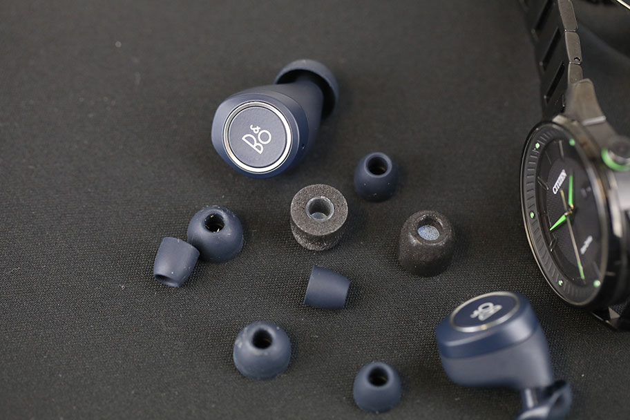 Bang & Olufsen Beoplay E8 2.0 true wireless earbuds ear tips | The Master Switch