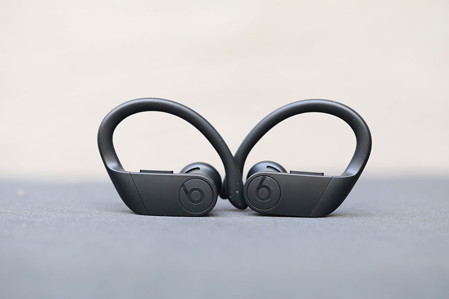 powerbeats pro volume low