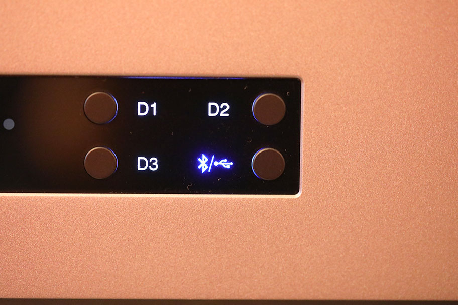 Cambridge Audio CXA61 Stereo Amp | The Master Switch