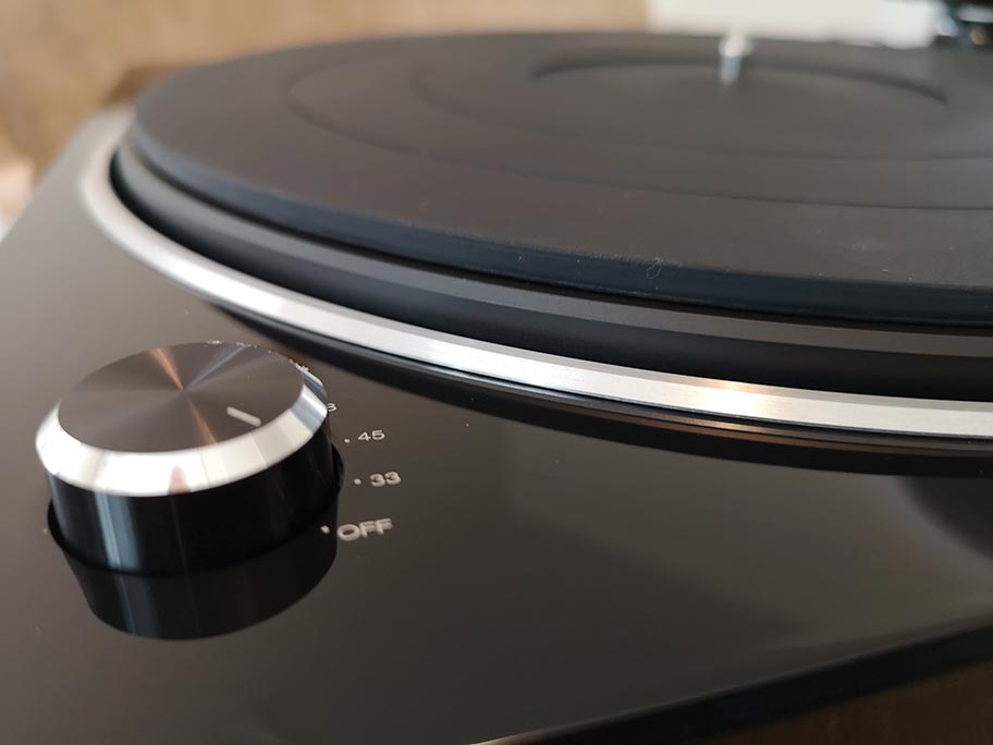 ​Denon DP-450USB turntable | The Master Switch