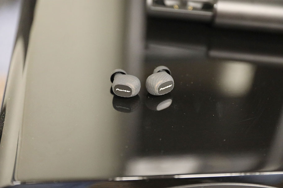 Pioneer C8 true wireless earbuds | The Master Switch