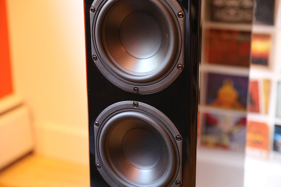 SVS Prime Pinnacle Floorstanding Speakers | The Master Switch