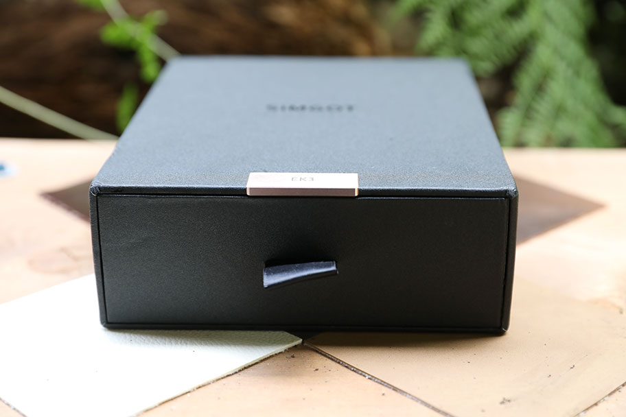 ​Simgot EK3 earbuds box | The Master Switch 