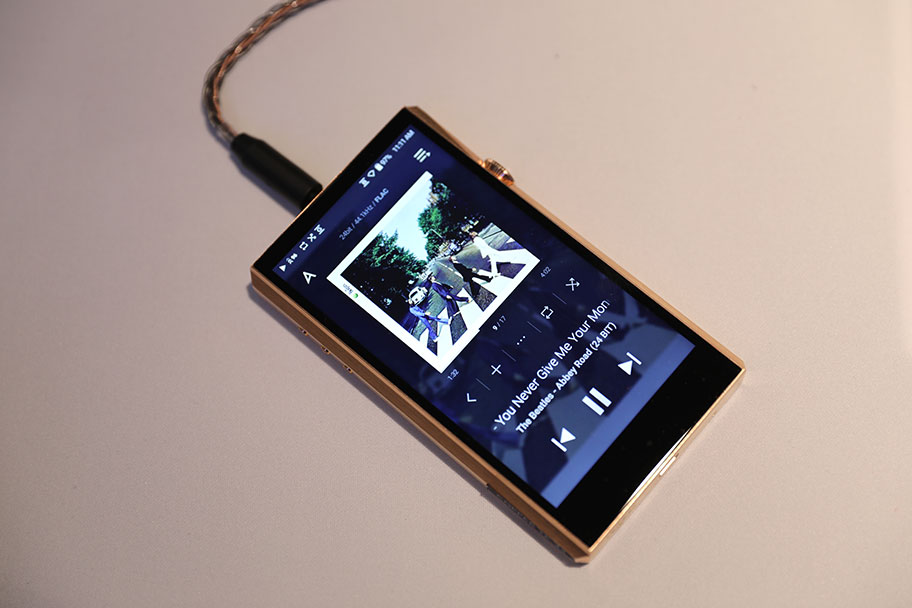 Astell & Kern DAP | The Master Switch