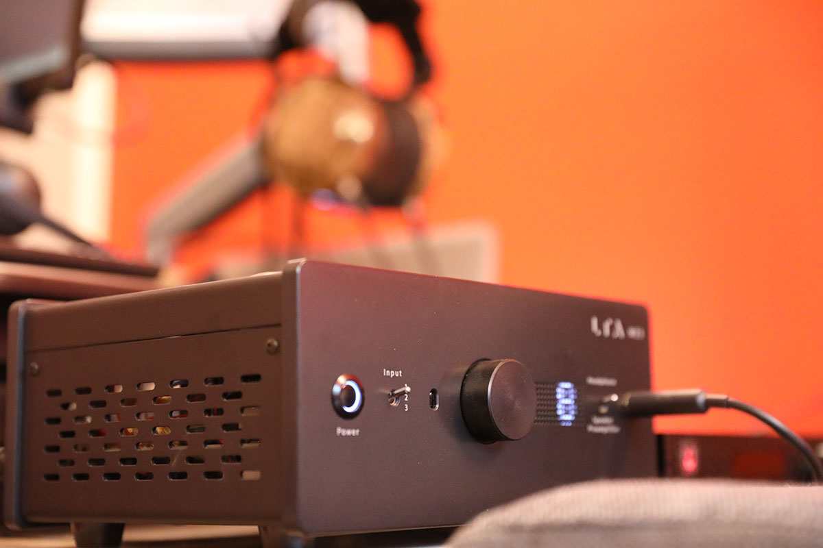 How To Choose A Headphone Amp The Master Switch