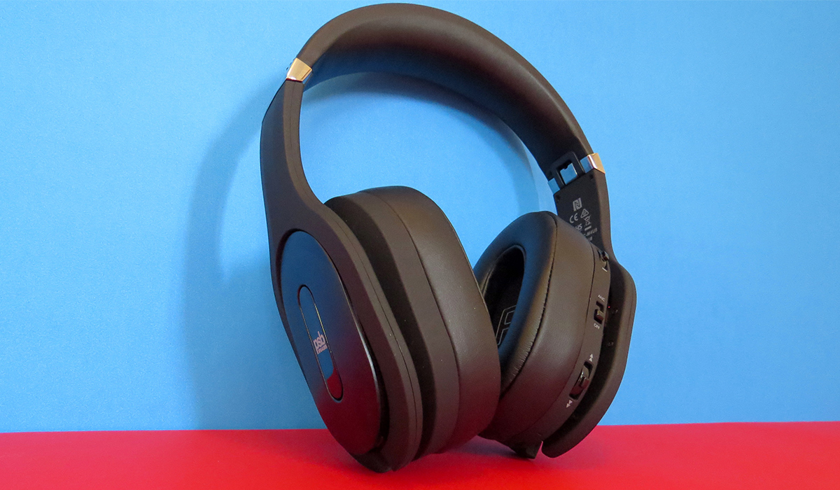 Review: PSB M4U 8 Wireless Headphones