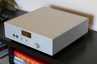 Review: Goldmund Telos 2 Headphone Amplifier