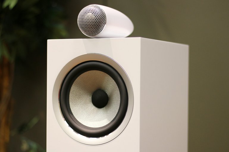Bowers & Wilkins 705 S2 | The Master Switch