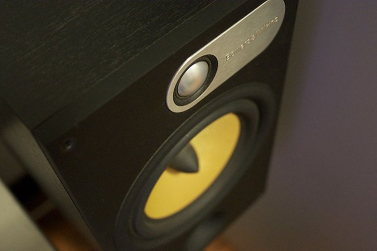 7.1 시스템의 경우 어떻게 90,000 달러? 이 Bowers & Wilkins 스피커는 가능하게합니다 데릭 노