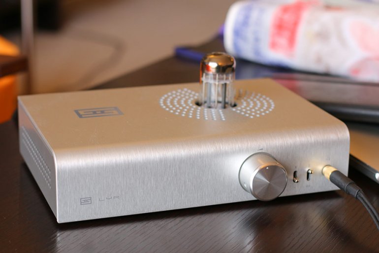 Review Schiit Lyr 3 The Master Switch