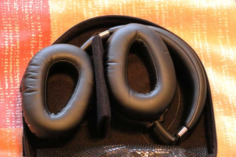 The Sennheiser PXC 550s were comfortable to wear for long periods of time | The Master Switch