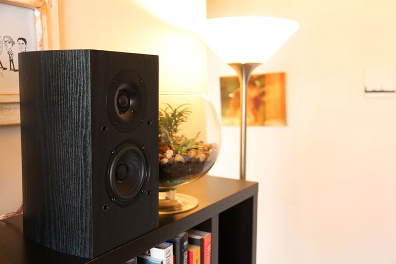 Bookshelf speakers are ideal for small rooms | The Master Switch