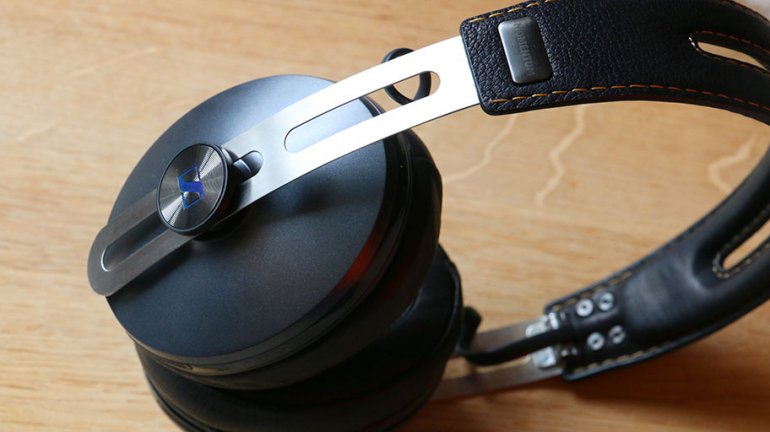 Sennheiser hd1 hotsell wired review